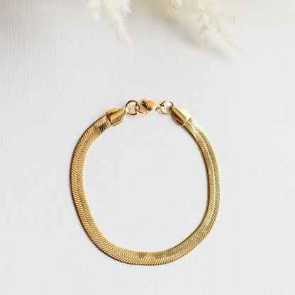 MIA Gold Bracelet